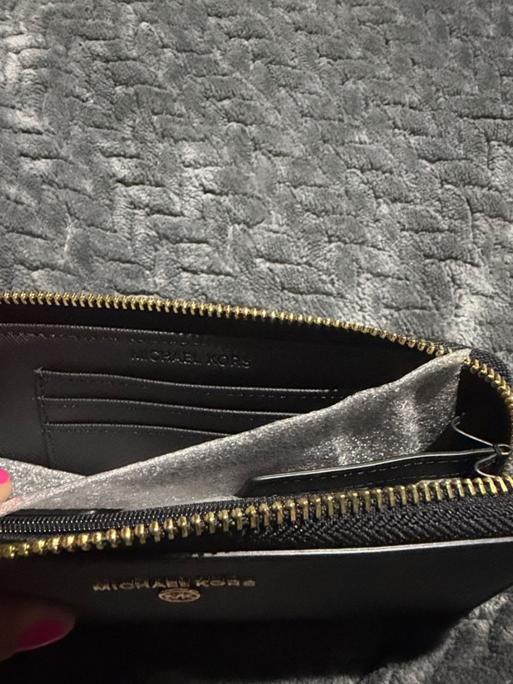 Michael Kors Black Zip-Around Saffiano Wallet with Gold Logo - Picture 5 of 9